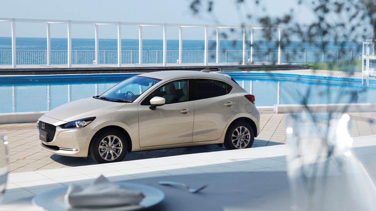 MAZDA2 特別仕様車 Sunlit Citrus 登場